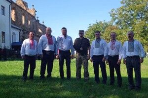 Під стінами монастиря на Волині лунали повстанські пісні