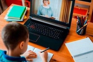 На Волині 131 школа переходить на дистанційне навчання