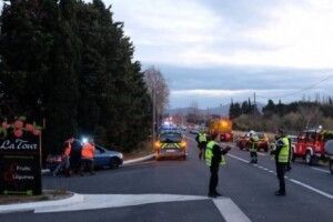 У Франції поїзд врізався у шкільний автобус 