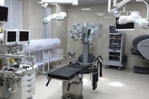 На Вінниччині оперує робот–хірург