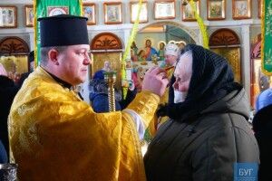 У церкві, де батюшка привітав  Путіна з днем ангела,  провели першу літургію українською