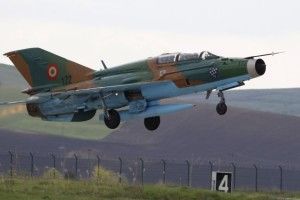 На авіашоу в Румунії впав винищувач, пілот загинув