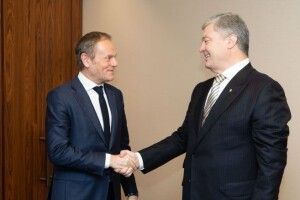 Авторитаризм - недопустимий: Порошенко провів зустріч із президентом ЄНП Дональдом Туском