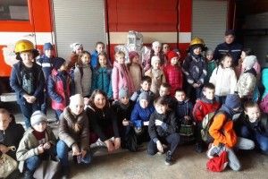 Нововолинські школярі погостювали у вогнеборців (фото)