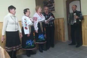 У Голобах ветерани живуть цікаво