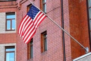 У російському Єкатеринбурзі влада закликає навчальні заклади припинити співпрацю з консульством США