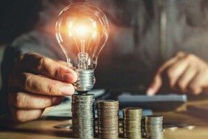 Українцям варто готуватися до підвищення тарифів на світло 