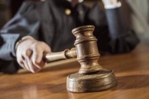 Чоловік на ім’я Люцифер подав в суд на церкву і хоче 666 рублів моральної компенсації