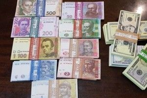 На Волині сувенірні гривні не пройшли
