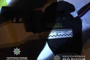 Вночі озброєні рівняни втікали від поліцейських