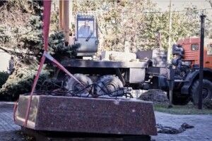 У Маріуполі окупанти знесли пам’ятник жертвам Голодомору