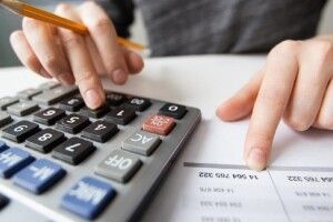 Хто сплачує найбільше податків на Волині