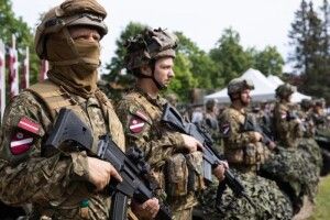 Ухилянтів саджатимуть за грати: країна НАТО повертає обов'язкову військову службу 