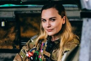 «Замість квітів на похорон – донати»: з «госпітальєркою» «Чекою» прощатимуться у неділю в Києві