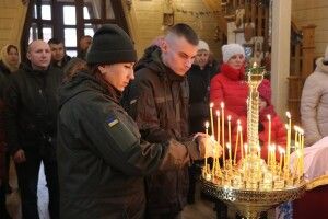 У Волновасі у новозбудованому храмі відслужили різдвяну службу для військовослужбовців