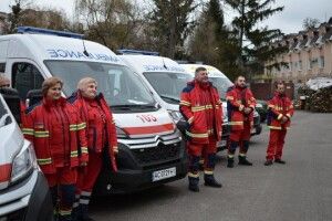Волинь отримала нові автомобілі для пунктів екстреної медичної допомоги області. Кому вони дістались