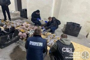 У Львові виявили понад тонну героїну вартістю 2,3 млрд грн, який хотіли відправити у ЄС