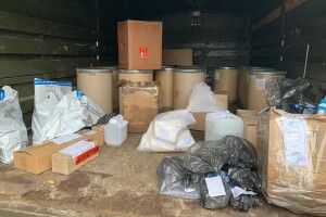 Еквадорський та чилійський кокаїн, тонни прекурсорів: наркотики, що не в'їхали в Україну (Фото)