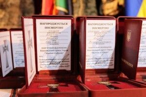 12 військовослужбовців з Нововолинської громади посмертно вшанували відзнаками «Князівський хрест Героя «Навіки в строю»