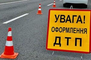 На Волині водійка «Форда» збила велосипедиста