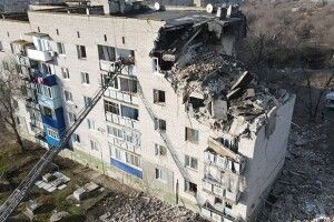  Евакуювали 62 мешканців: у житловому будинку стався вибух – одна людина загинула, троє постраждали (Відео)