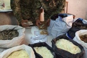 На Волині прикордонники виявили понад 60 кілограмів «сонячного каміння» (фото, відео)