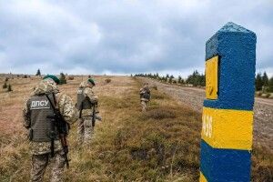 Кордони укріплені так, що білорусам тут нічого не світить, – волинський блогер