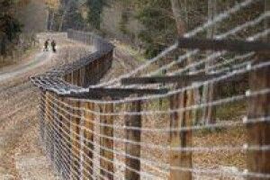 Сумські прикордонники знайшли контрабандні парашути