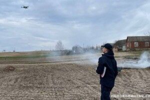 Паліїв трави у Нововолинській громаді познаходили за допомогою дрона (Фото)
