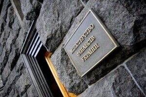 Україна за рік поверне майже 600 млрд грн боргів