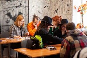 Настільна стратегія підтримки: молодь Луцька зібрала 60 тисяч гривень на ЗСУ