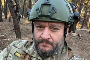 Добкін не служить у ЗСУ,  Нацгвардії, поліції чи СБУ