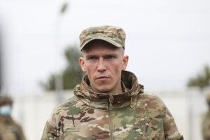 В  «Азові» вважають, що росіян треба було зупиняти при виході з Криму