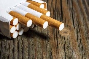 «Приватний бізнес» у підсобці: у Луцьку судили продавчиню, яка торгувала сурогатом та контрафактом