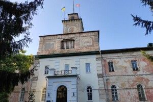 Про пам’ятку архітектури національного значення усі забули, а вона продовжує руйнуватися