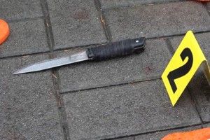 В Обарові на Рівненщині батько та дід так напилися, що почали битися на ножах... постраждав їхній 1,5-річний син та онук