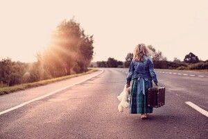 10-тирічна дівчина втекла з дому і поїхала автостопом в Харків