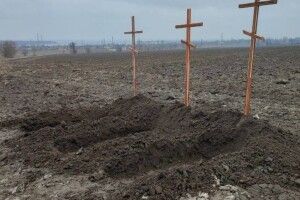 600 могил: У Дніпрі готові зустріти російську армію