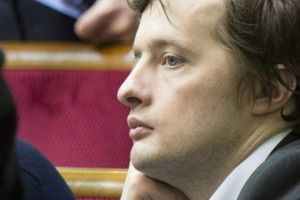 Порошенко подарував синові мільйон і частину маєтку під Києвом