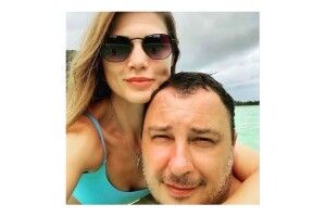 Красуня: відомий шоумен Дмитро Танкович показав свою дружину
