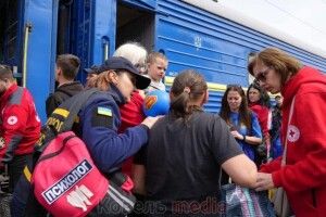 На Волинь прибув черговий евакуаційний потяг з донеччанами, які вимушено залишили свої домівки