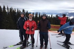 Волинські священики змагалися на лижах