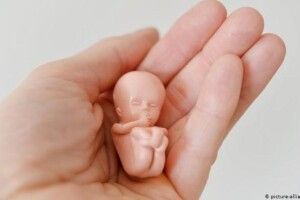 16-літній дівчині примусово зробили аборт