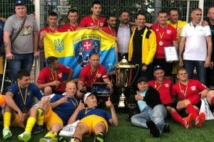 Волинські атовці  везуть до Луцька «Кубок Нескорених»