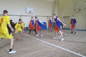 Ковельські студенти змагалися за перемогу на чемпіонаті міста з баскетболу