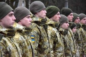 У підрозділи Волинського прикордонного загону прибули молоді офіцери