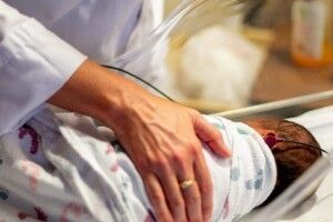  Народила у 13 років від 17-річного хлопця