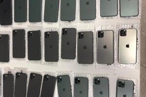 78 камер на 30 000 доларів у штанях (Фото, відео)