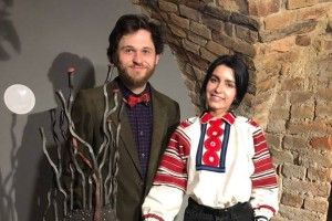  Луцьку демонструють металевих короля, джина та серфінгіста