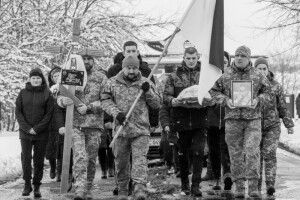 Загинув під час виконання бойового завдання: у Луцькій громаді поховали Героя Сергія Куделю